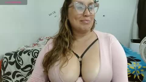 bunniosito online show from July 11, 2:17 am