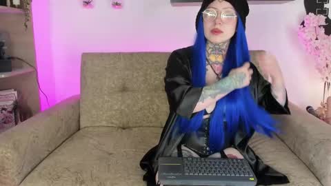 bunny alice online show from June 1, 1:47 pm
