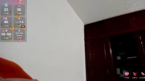 bunny_chloe online show from August 4, 8:33 am