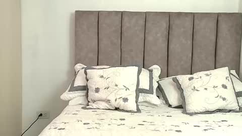 bunny_swtt online show from August 5, 6:33 am