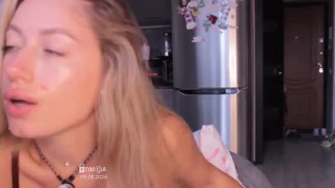B U N N Y online show from August 9, 3:51 am