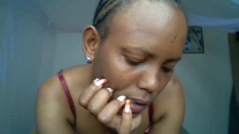 bunnydiva_ online show from August 5, 11:52 am