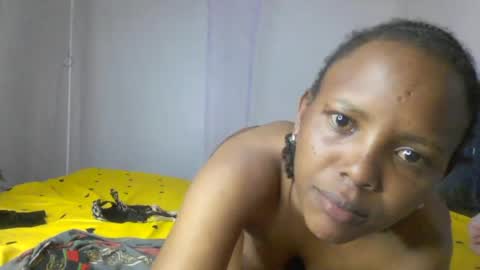 bunnydiva_ online show from August 9, 10:38 am