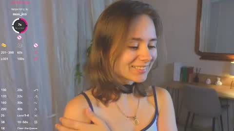 Lizy online show from August 7, 7:47 pm