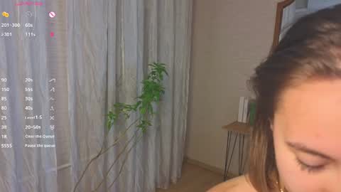 Lizy online show from August 14, 10:46 pm