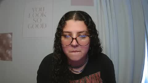 bunnyxwilde online show from September 9, 7:55 pm