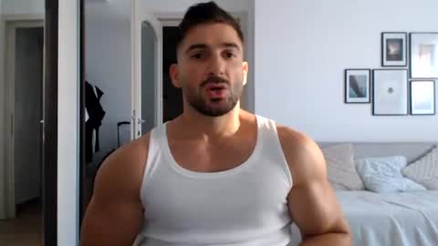 BunzDanny online show from June 18, 5:24 pm