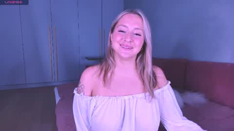 Lissa online show from July 12, 10:27 pm