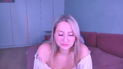 Lissa online show from July 13, 5:08 pm