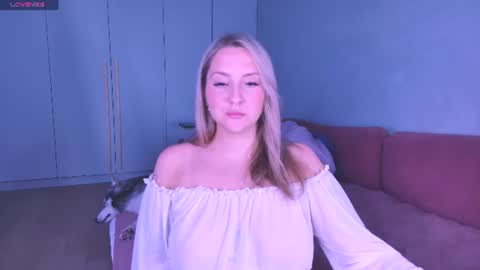 Lissa online show from July 13, 6:14 pm