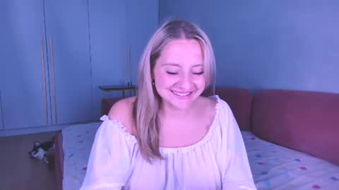 Lissa online show from July 27, 4:56 pm