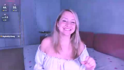 Lissa online show from July 28, 7:53 pm