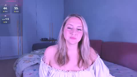 Lissa online show from July 31, 7:08 pm