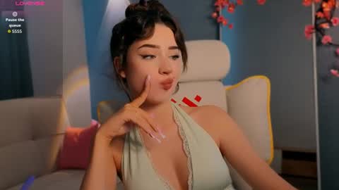 Amelia online show from August 4, 8:55 am