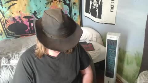 burningflute online show from June 3, 3:59 pm