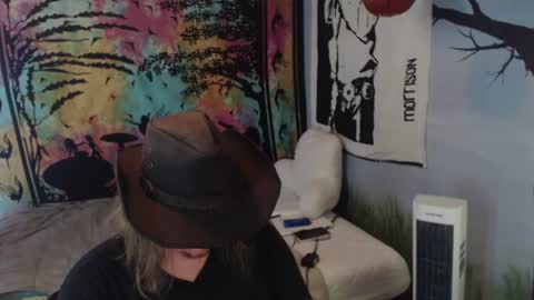 burningflute online show from June 11, 12:50 am