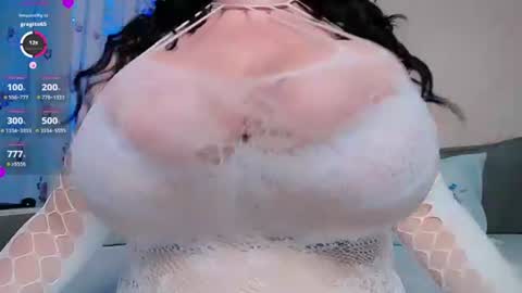 Bustty Squirty Butterfly online show from August 6, 2:43 am