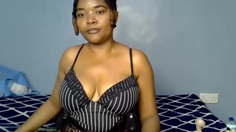 busty_kenzi online show from July 30, 1:02 am