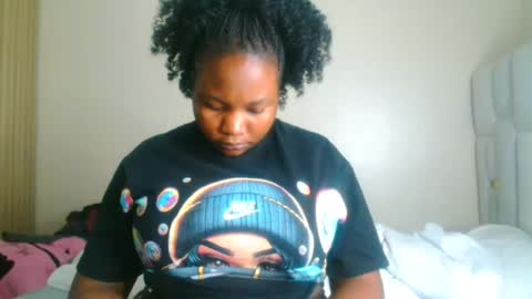 busty_mellons69 online show from August 12, 7:16 pm