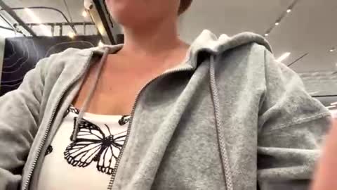 bustybuilder online show from July 24, 6:49 am