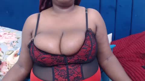 bustychocx online show from July 1, 1:23 pm