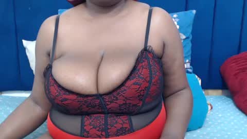 bustychocx online show from August 2, 1:01 am