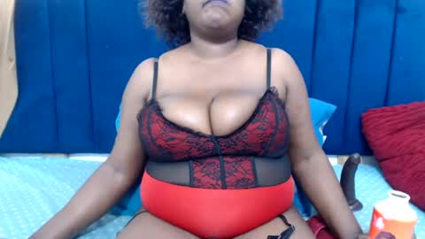 bustychocx online show from August 4, 10:29 pm