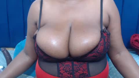 bustychocx online show from August 10, 1:29 am