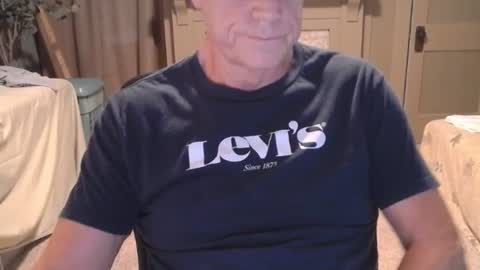 Miles online show from August 12, 10:50 am