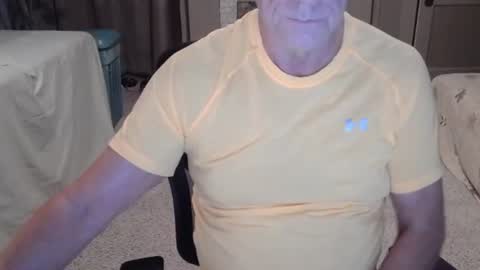 Miles online show from August 16, 12:42 pm