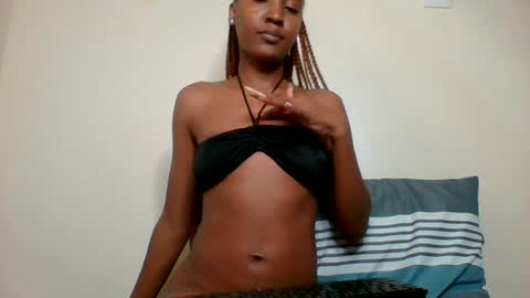 buttter_cup online show from June 12, 6:42 am