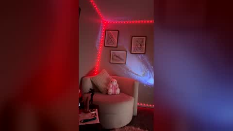 Paris online show from March 10, 1:57 am