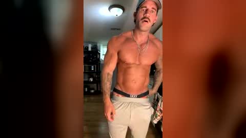 cadenhunterr online show from August 2, 5:42 pm