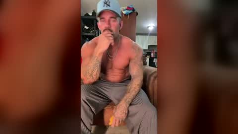 cadenhunterr online show from August 10, 4:30 pm