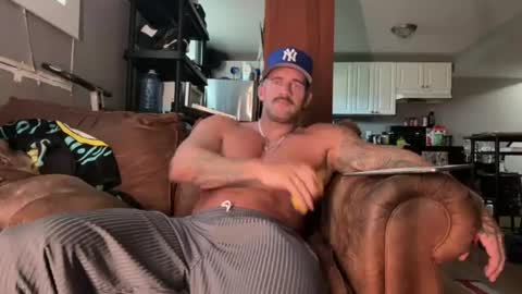 cadenhunterr online show from August 13, 5:38 pm