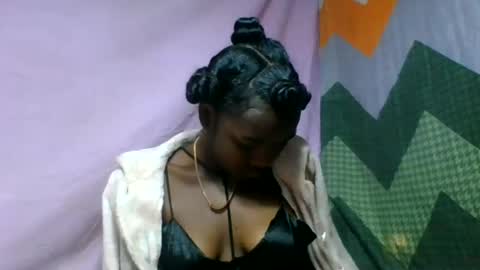 caella98 online show from August 12, 9:55 am