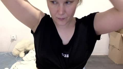 Lamb online show from June 21, 5:47 pm