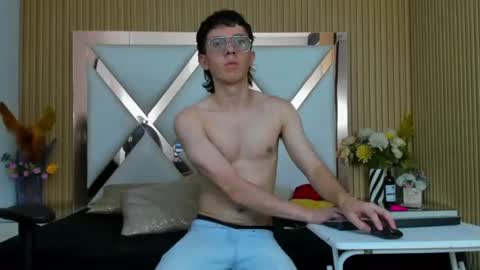 CainParker online show from August 11, 8:55 pm