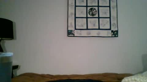 caitieluvs online show from June 8, 4:18 am