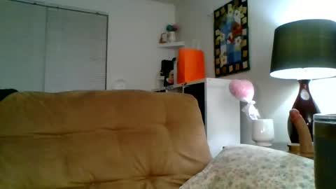 caitieluvs online show from June 28, 6:05 am