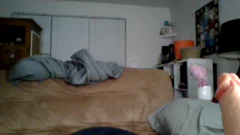 caitieluvs online show from August 3, 2:40 am