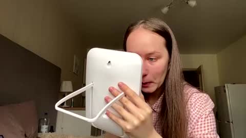 Sara online show from September 3, 7:11 am