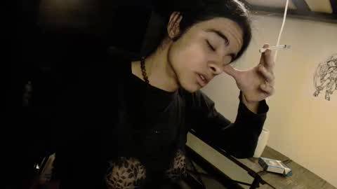 Kitty online show from June 10, 12:50 am
