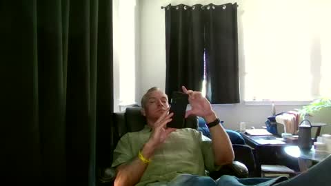 caligrown1154 online show from August 6, 11:15 pm