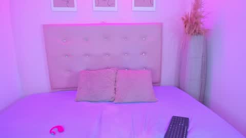 caliope_777 online show from August 8, 12:11 am