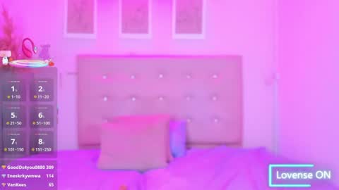 caliope_777 online show from August 18, 2:39 am