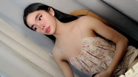call_me_nina online show from August 10, 1:18 am