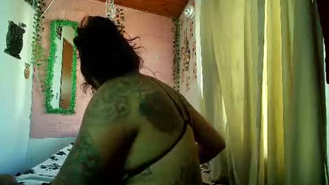 paula online show from August 1, 8:59 pm