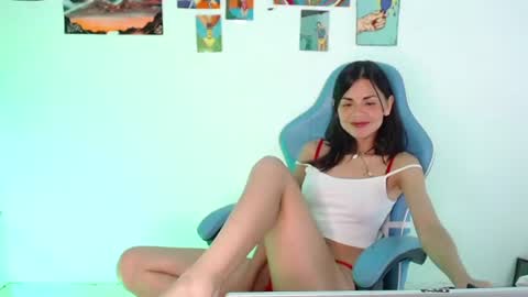 callmebluee online show from June 29, 12:03 am