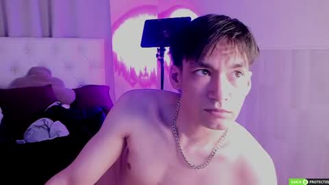 calvinchapman online show from August 14, 4:27 am